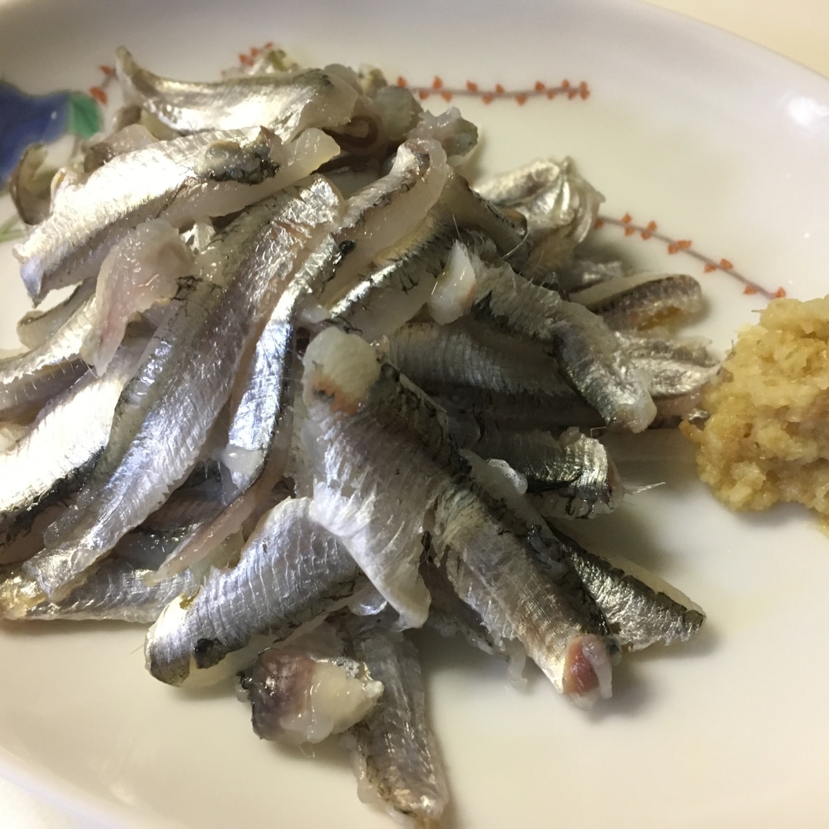 小イワシのお刺身 簡単さばき方 小鰯編 レシピ 作り方 By Takenoppu 楽天レシピ 小イワシのお刺身 簡単さばき方 小鰯編 レシピ 作り方 By Takenoppu 楽天レシピ